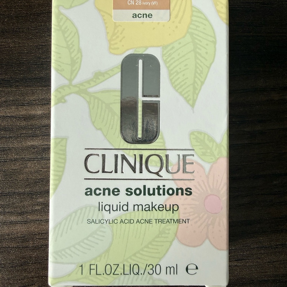 Clinique Acne Solutions Liquid Makeup - CN 28 Ivory